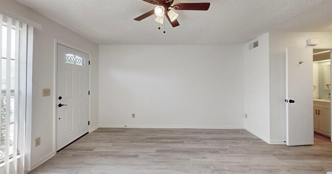 Building Photo - 6710 121st Ave N