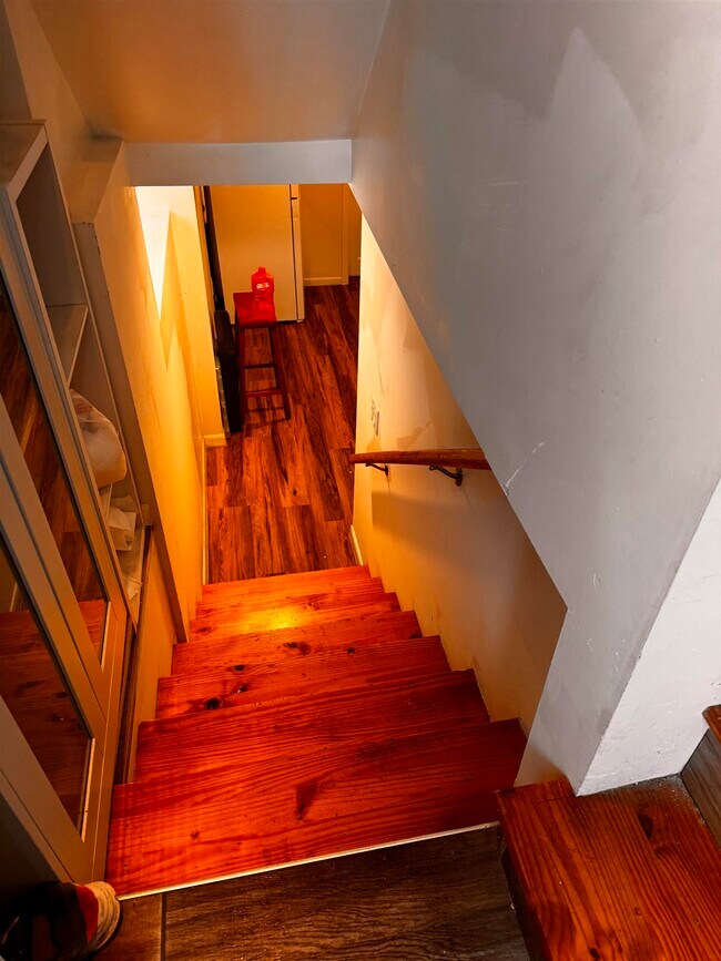 Foto del edificio - 513 S Brooks St