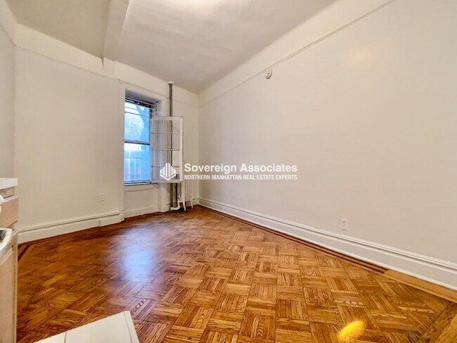 Foto del edificio - 936 W End Ave