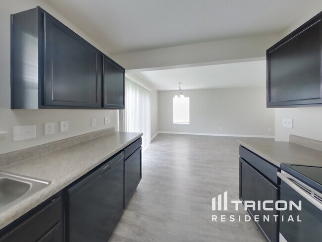 Building Photo - 2512 Calabash Dr