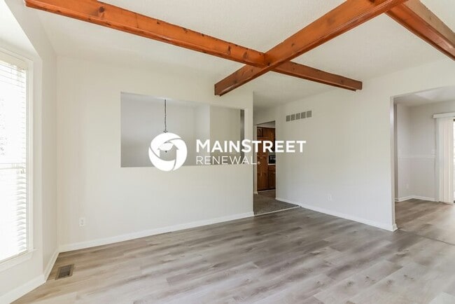 Building Photo - 3 Bedroom Pet-Friendly Home in Pleasant Va...