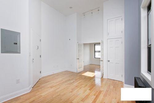 Building Photo - 160 Wyckoff Ave