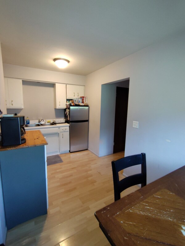 Foto del edificio - 4908 Knox Ave N