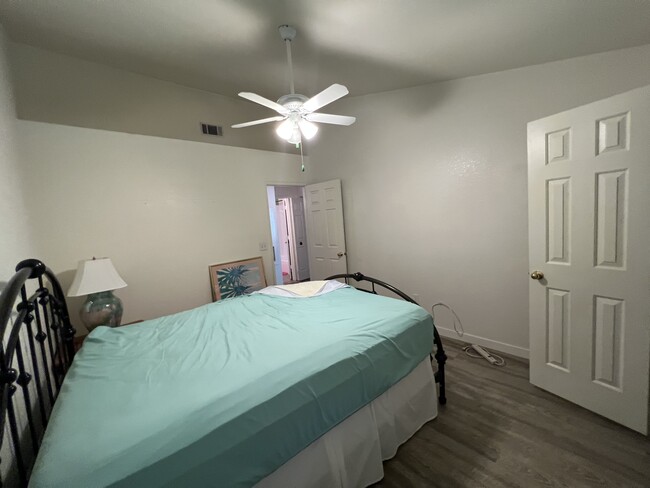 Building Photo - 2725 S Nellis Blvd