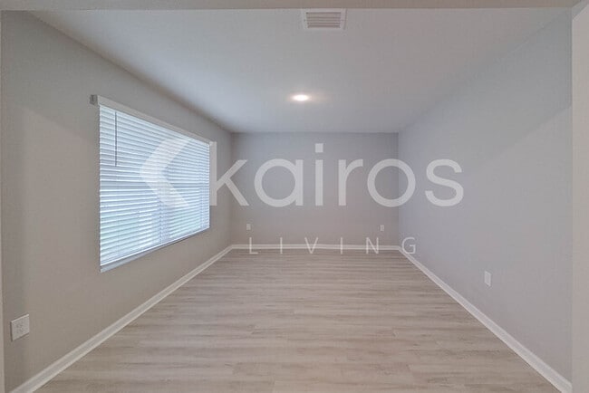 Building Photo - 4690 Malay Cir