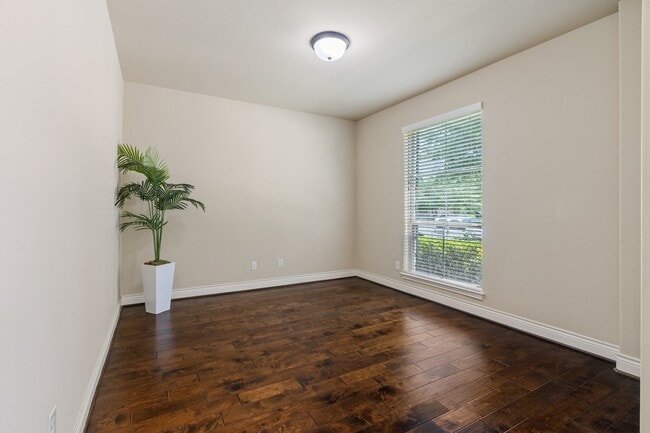 Foto del edificio - 138 Meadow Run Dr