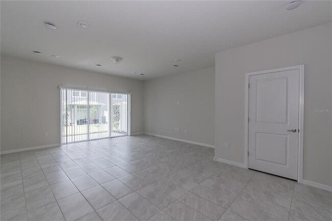 Building Photo - 2815 Stunning Ave