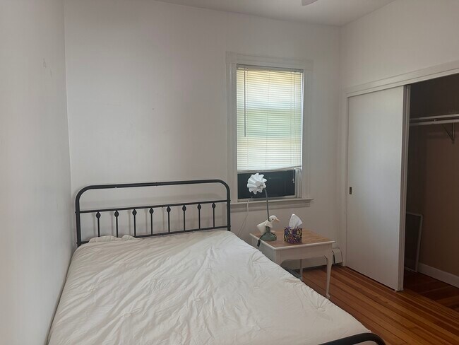 Foto del edificio - 1476 Plainfield Pike