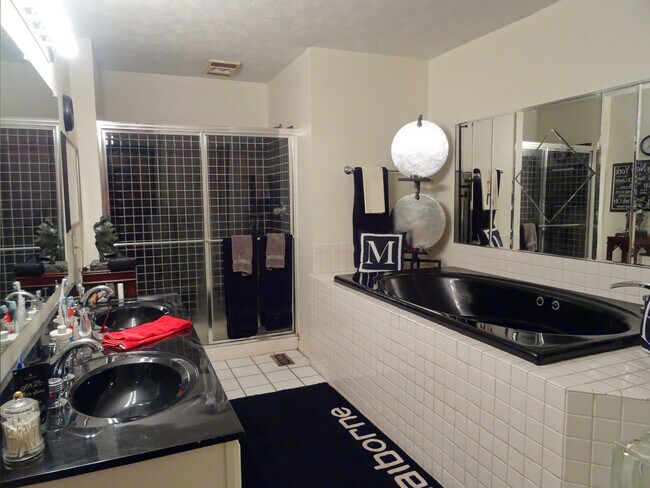 Foto del edificio - 806 6th St