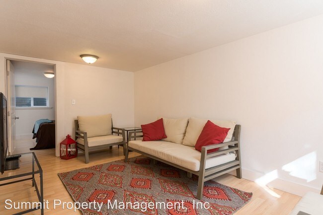 Foto del edificio - 2223 S 3rd St W