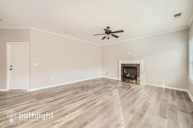 Building Photo - 4 br, 2.5 bath House - 408 Long Branch Way...