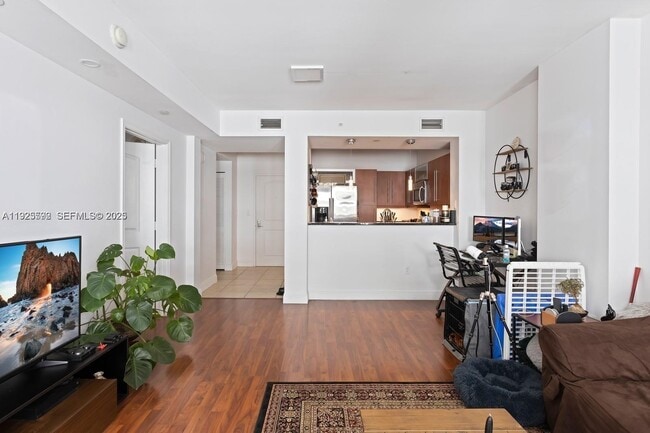 Building Photo - 7350 SW 89th St