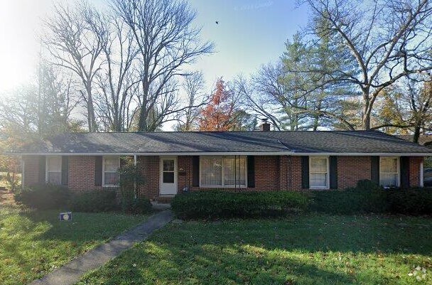 Building Photo - 135 Craighead Dr