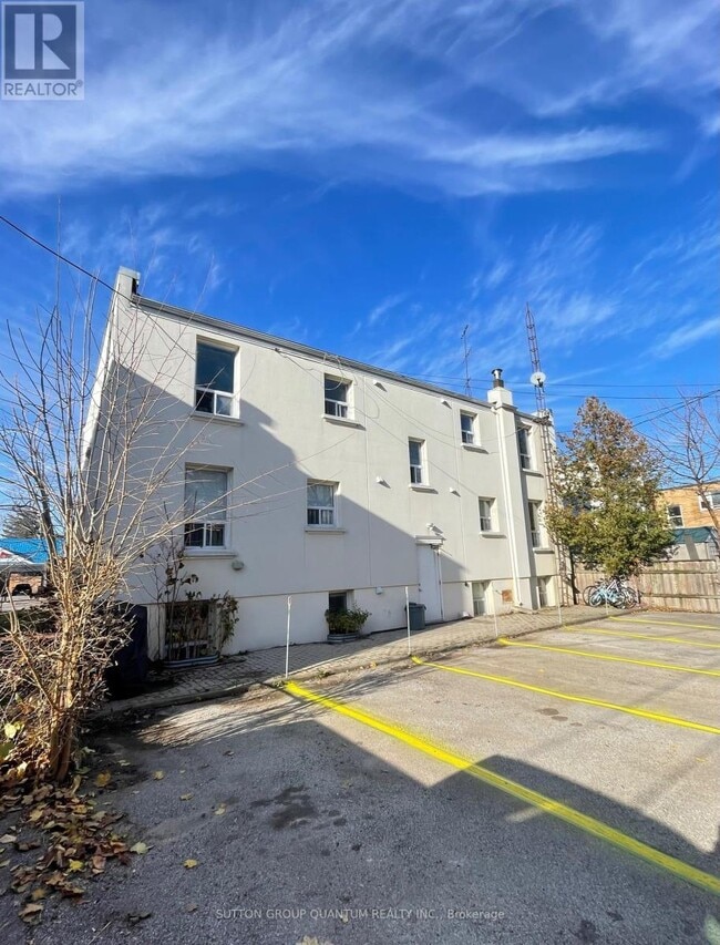 Building Photo - 339-339 Lakeshore Rd E