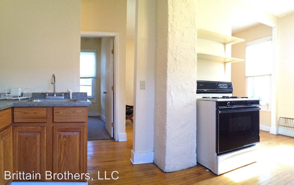 Building Photo - 738 S Layton Blvd
