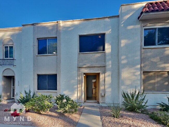 Foto del edificio - 5924 N 83rd St