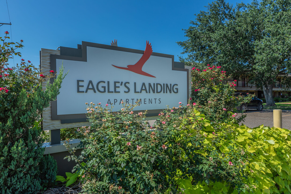 Primary Photo - Eagles Landing