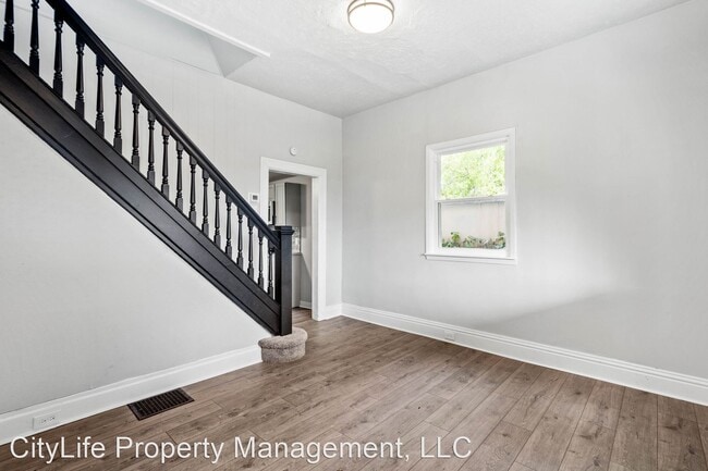 Building Photo - 3 br, 1 bath House - 1422 Orangewood Avenue