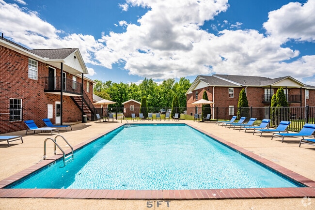 Building Photo - Saddlebrook Apartments