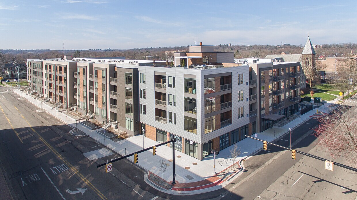 400 ROSE Apartments Kalamazoo, MI