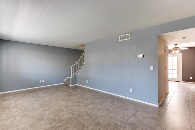 Building Photo - 6957 E Osborn Rd