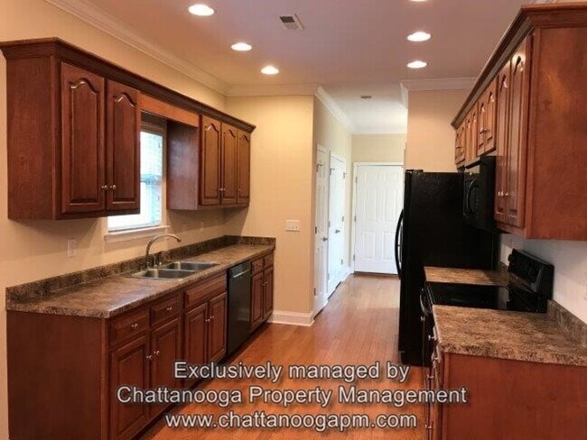 Photo - 525 Callaway Ct Apartment