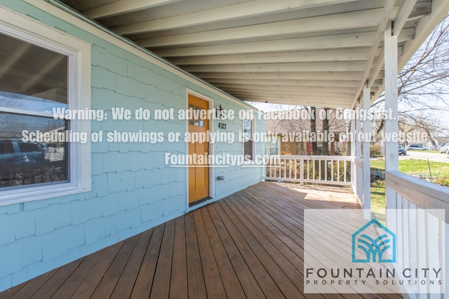 Building Photo - 4327 N Spruce Ave