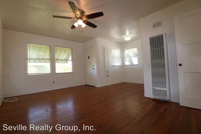 Building Photo - 4107 Texas St
