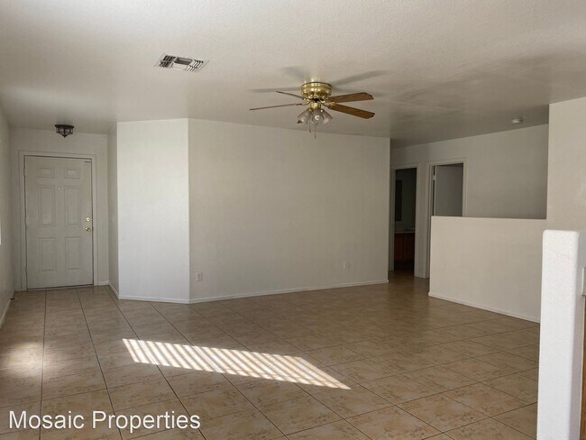 Foto del edificio - 3 br, 2 bath House - 1004 E. Cowboy Cove Trl.