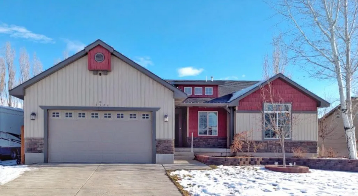 Foto principal - Gorgeous 6 bed 3 bath home in Idaho Falls ...