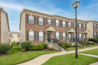 Building Photo - 114 Willott Square Dr