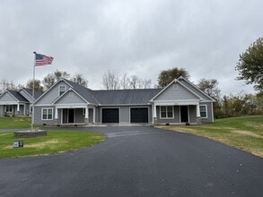 Building Photo - 1352 Old Elizabethtown Rd