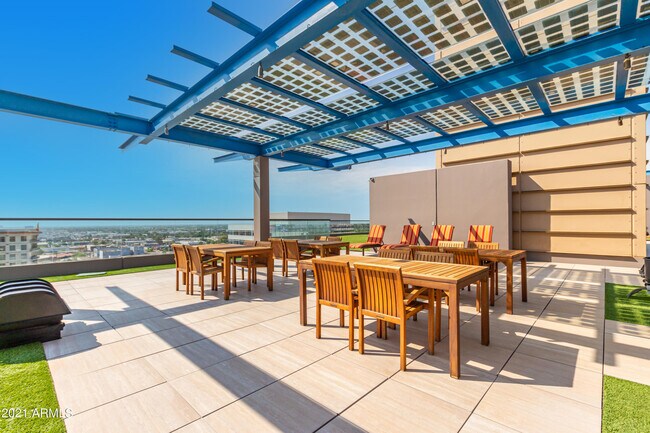 Foto del edificio - 4808 N 24th St