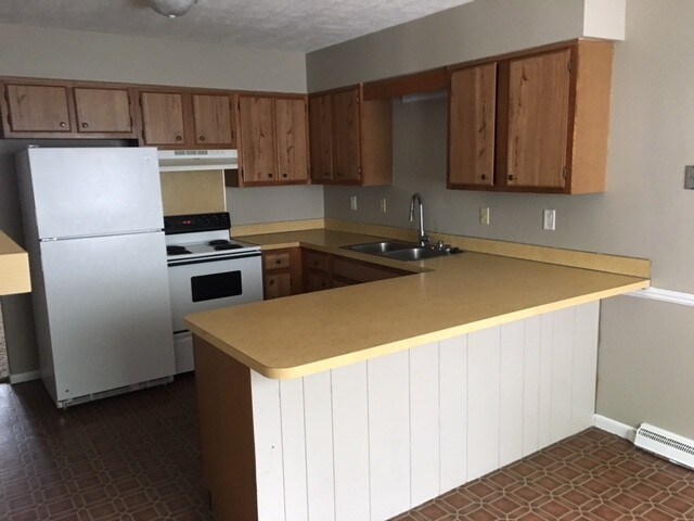 Building Photo - 161 Grand Manor Dr