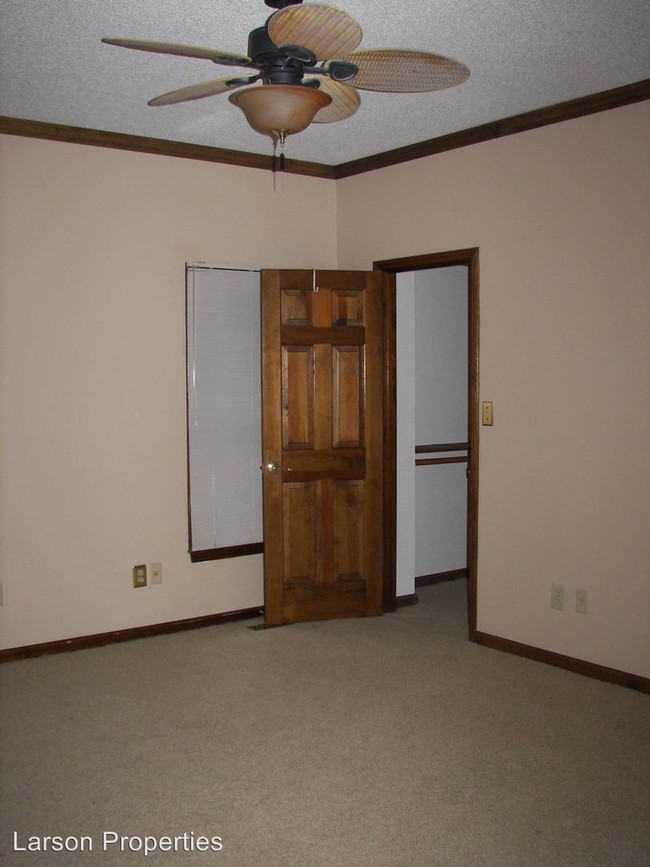 Building Photo - 3 br, 3 bath House - 1809 Mt. Willing Rd