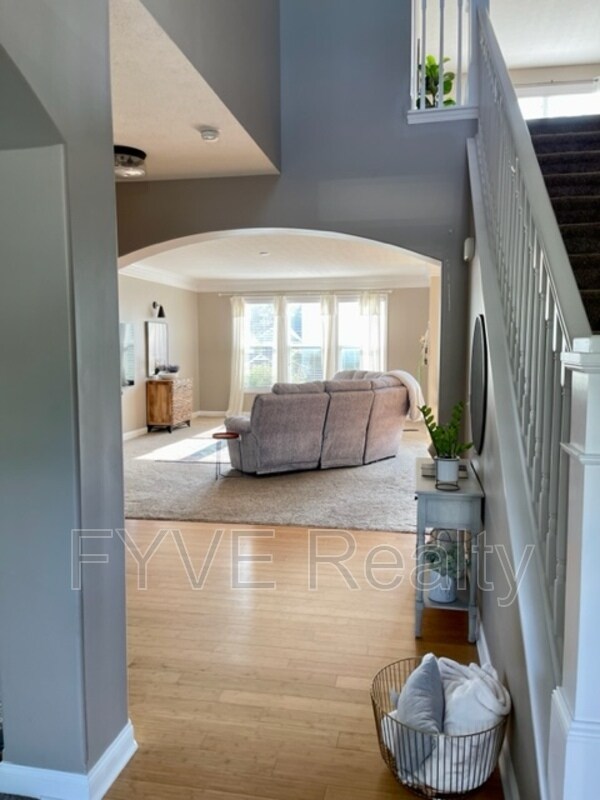 Building Photo - 248 Whitewater Ct