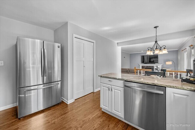 Building Photo - 39867 N Harbor Ridge Dr