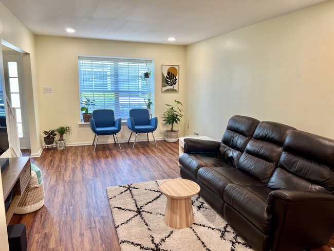 Building Photo - 2201 Delancey Way