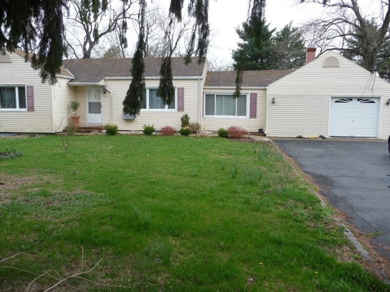 Primary Photo - 779 Littleton Rd