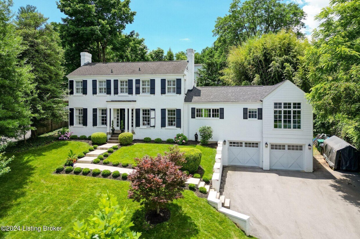Primary Photo - 522 Country Ln