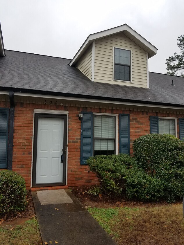 526 Huntington Rd, Athens, GA 30606 Townhome Rentals in Athens GA