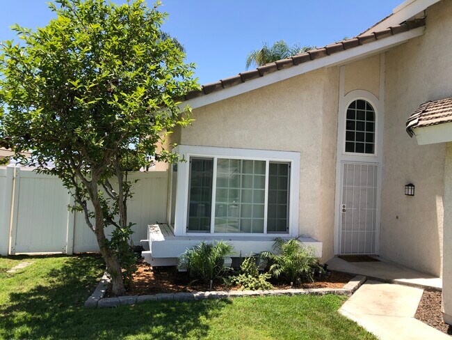 Foto del edificio - 29093 River Run Ln