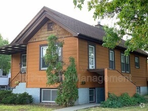 Building Photo - 1602 8th Ave N
