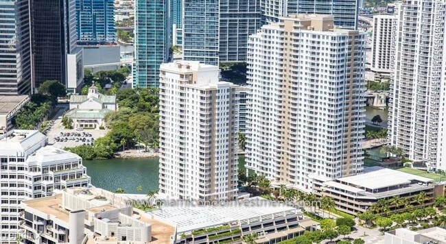 Building Photo - 701 Brickell Key Blvd