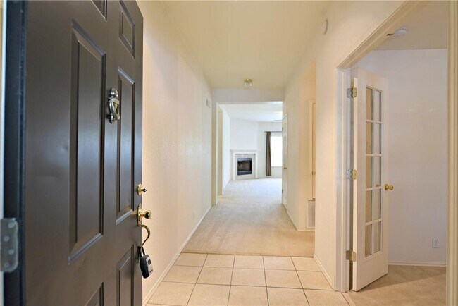 Building Photo - 4430 Hunters Lodge Dr