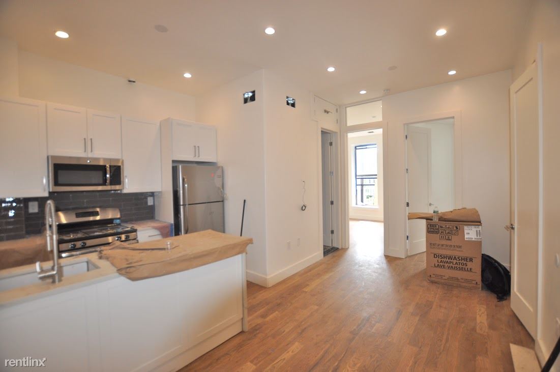 Foto principal - 94 Lewis Ave