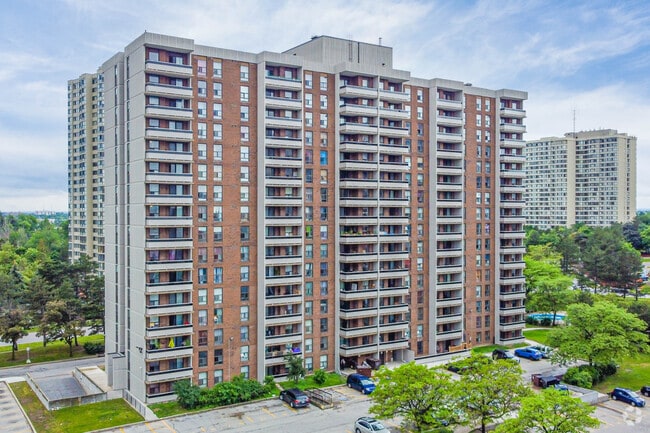 Building Photo - The Regency