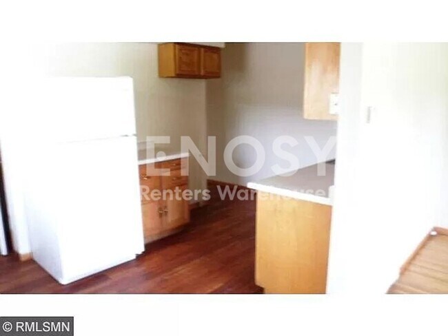 Foto del edificio - Wonderful 2BD / 1 BA DUPLEX  in Minneapolis Available 1/1/2024!