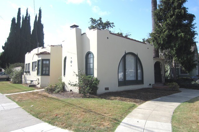 Foto principal - Nice Rose Garden Home, Wood Floors, Privat...
