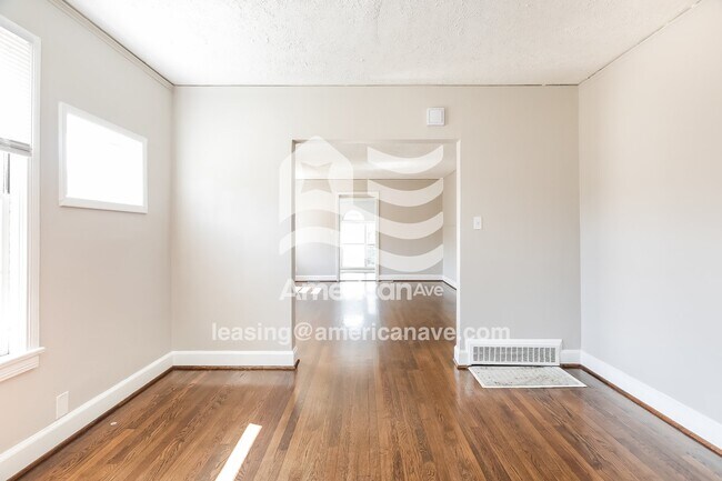 Foto del edificio - 1600 4th Terrace W